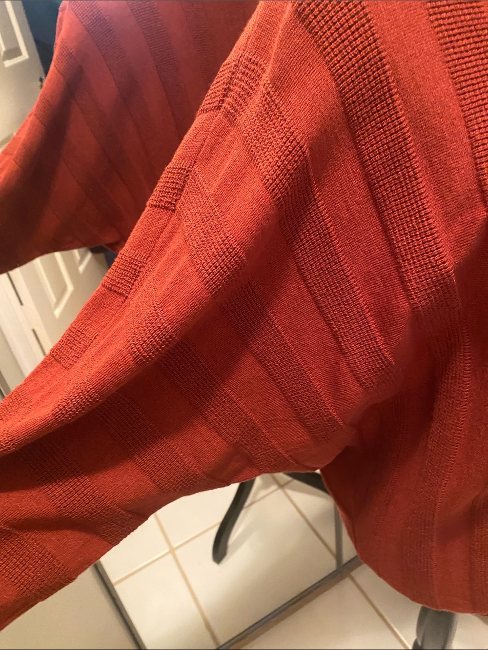 Cyrus Rust Ribbed Scoop Neck Pullover - Picture 2 of 5